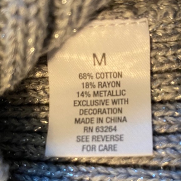 ROZ & ALI Gray Ribbed Metallic Cowl Neck Sequin Accent Sweater Size M - Picture 11 of 11